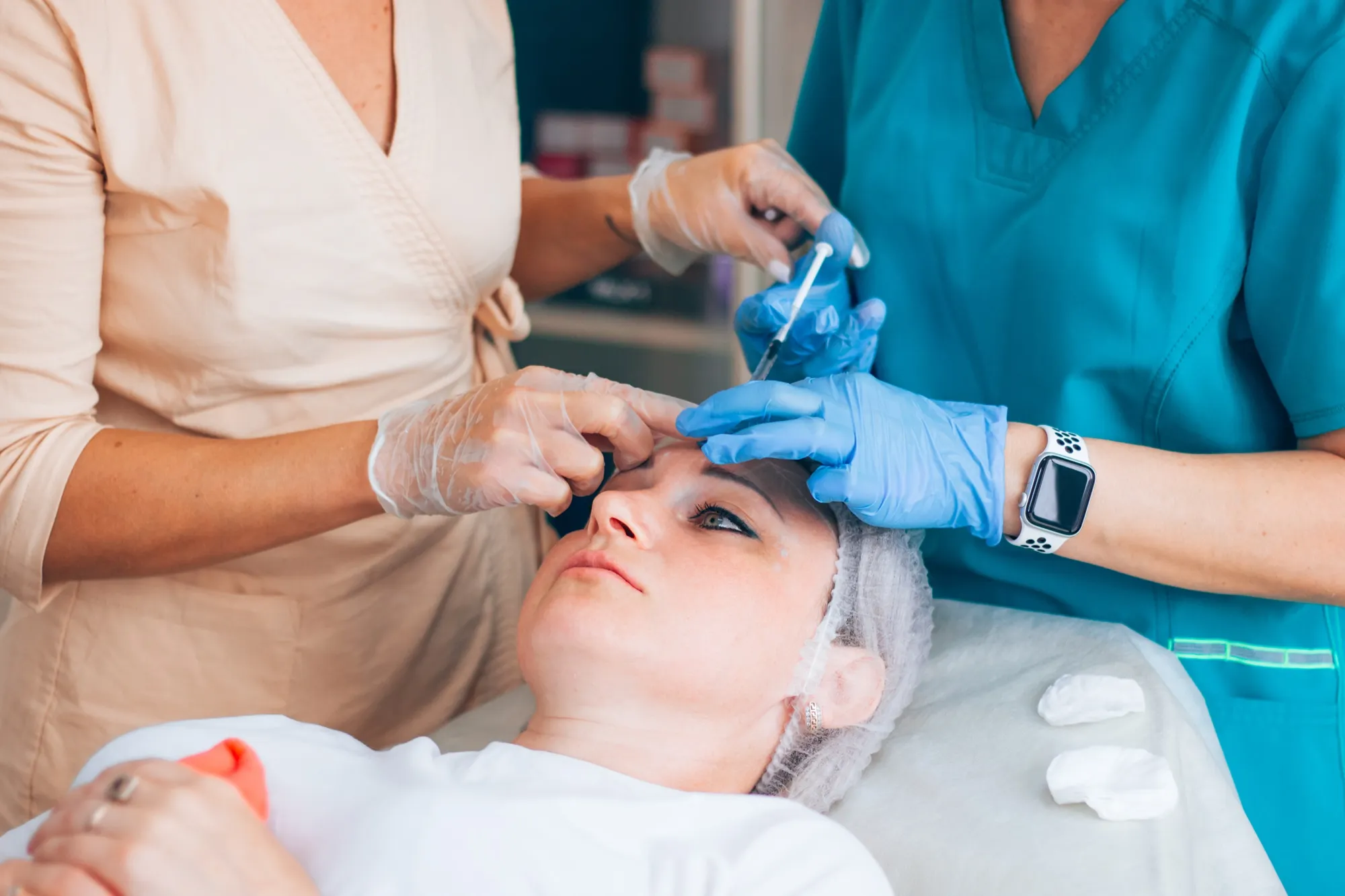 Mid-aged woman getting an injection in Beverly Hills, CA | Maven Medispa